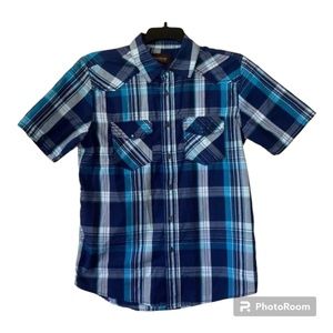 No Boundaries Small Blue Plaid Short Sleeved Shirt with 2 Button Close Pockets